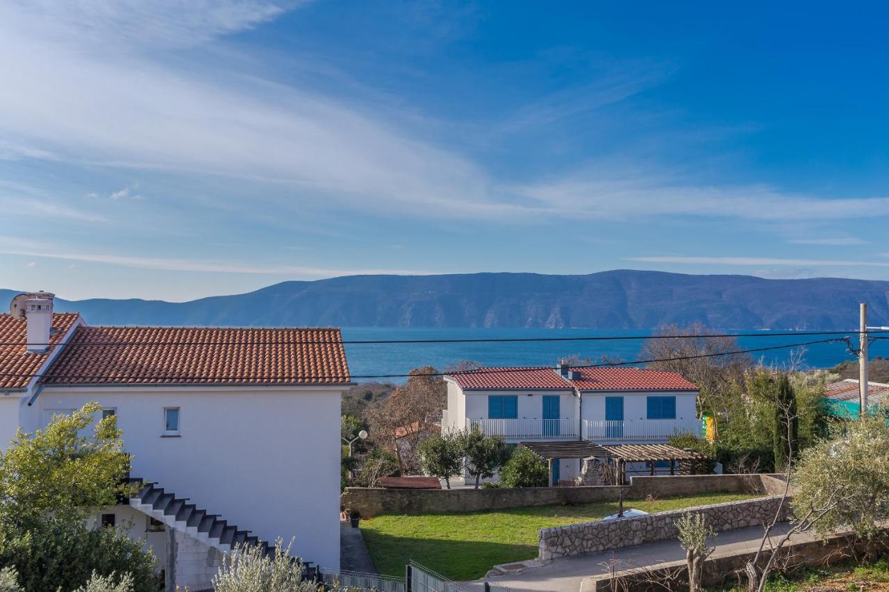 Holiday House Villa Andro Pinezići Kültér fotó