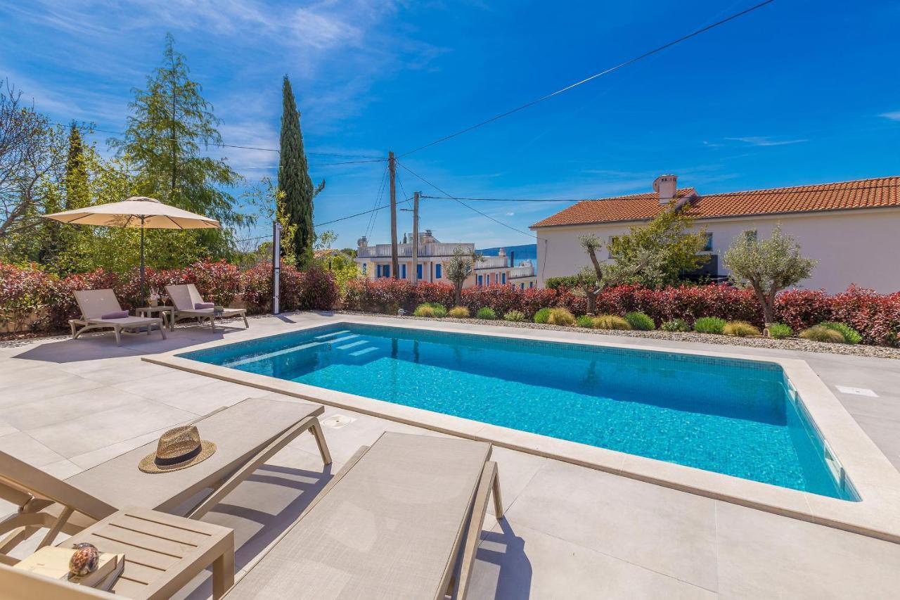 Holiday House Villa Andro Pinezići Kültér fotó